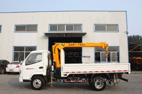 點擊查看詳細信息<br>標題：3噸隨車吊 閱讀次數(shù)：2518