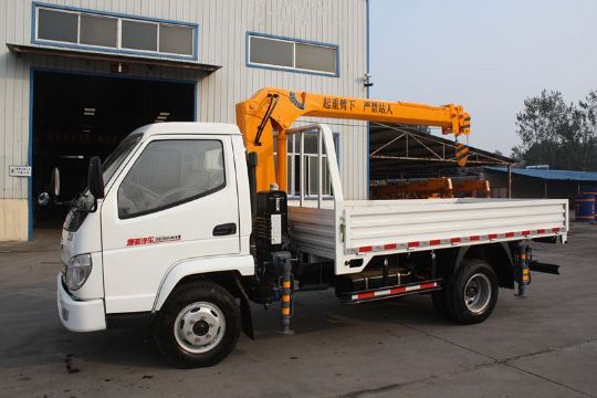 點擊查看詳細信息<br>標題：唐駿隨車吊 閱讀次數(shù)：3222