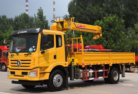 點(diǎn)擊查看詳細(xì)信息<br>標(biāo)題：8噸大運(yùn)隨車(chē)吊 閱讀次數(shù)：1829
