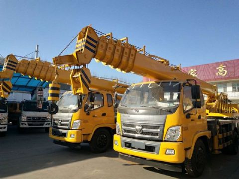 點擊查看詳細信息<br>標(biāo)題：12噸福田汽車吊 閱讀次數(shù)：1963