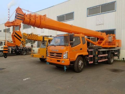 點擊查看詳細(xì)信息<br>標(biāo)題：16噸唐駿汽車吊 閱讀次數(shù)：2125